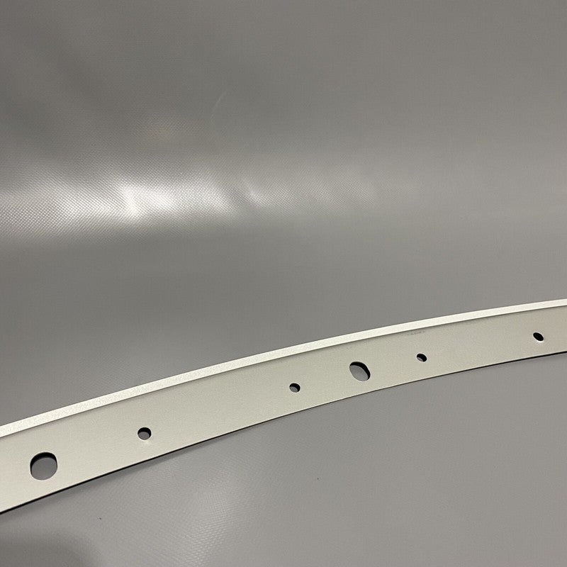 67071000 MASERATI QUATTROPORTE CENTRAL EDGE BRACKET 2003 2004 2005 2006 2007 OEM