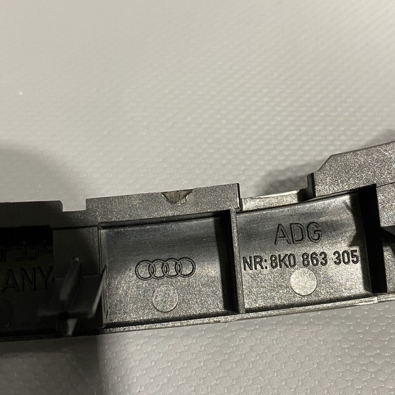8K0863305 AUDI A4 A5 CONSOLE TRIM MOLDING FRAME 8K0863305 2013 2014 2015 2016 OEM