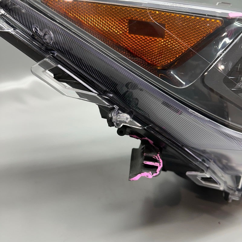 TOYOTA RAV 4 HEADLIGHT RIGHT PASSENGER 2019 2020 2021 2022 LED OEM
