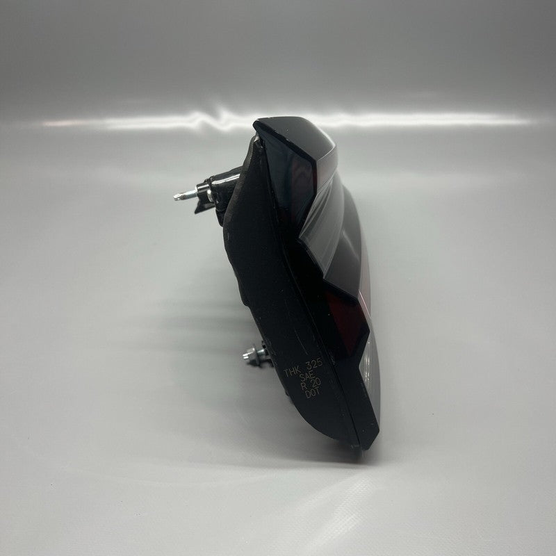 H3946305509 BMW X3 TAIL LIGHT INNER LEFT DRIVER 2022 2023 OEM H3946305509