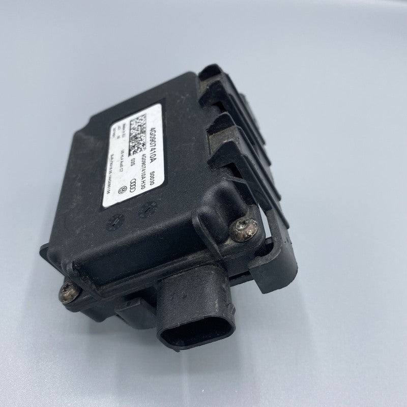 4G0907410A AUDI A6 HOME LINK GARAGE DOOR OPENER 4G0907410A 2016 2017 2018 OEM