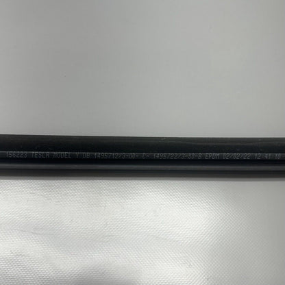 1495711-00-D TESLA MODEL Y DOOR WINDOW MOLDING RIGHT FRONT 2020 2021 22 2023 OEM 1495711-00-D