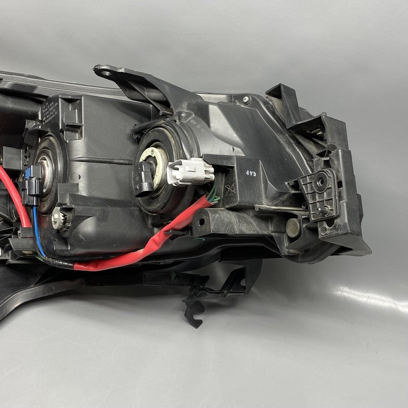 SUBARU FORESTER HEADLIGHT LEFT DRIVER 2014 2015 2016 HALOGEN OEM