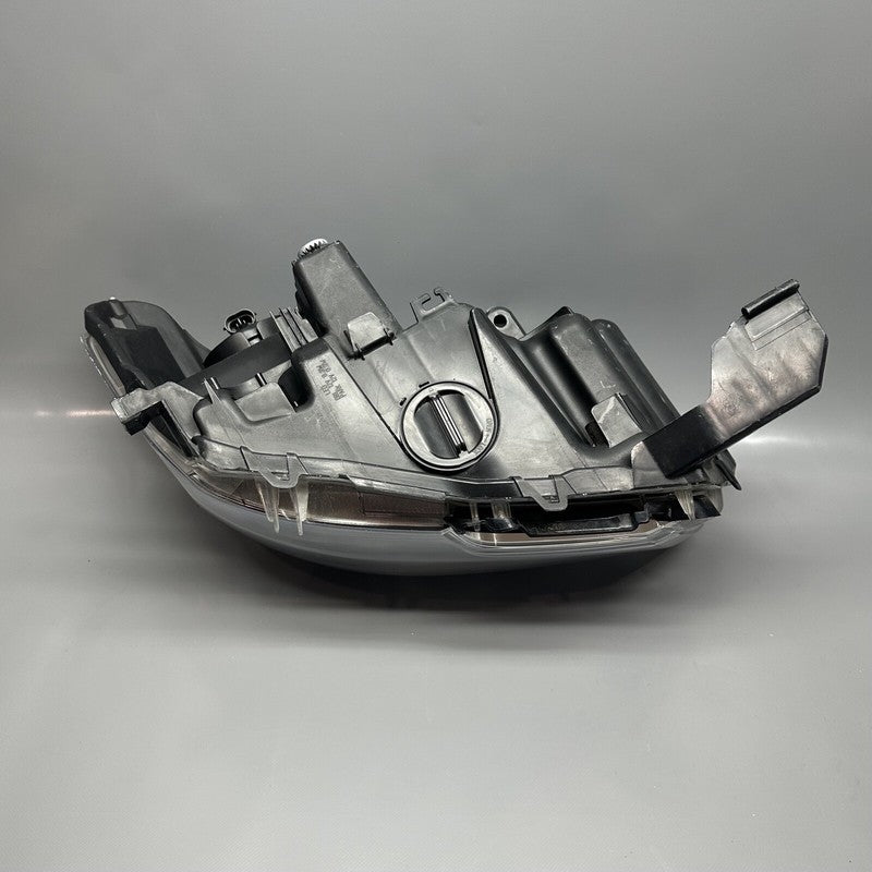 TOYOTA TACOMA HEADLIGHT LEFT DRIVER HALOGEN 2016 2017 2018 OEM