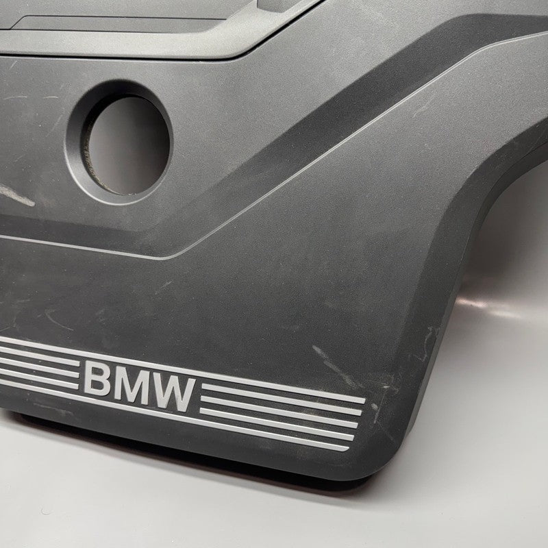BMW 330I ENGINE COVER 2019 2020 2021 2022 2023 OEM 8676203
