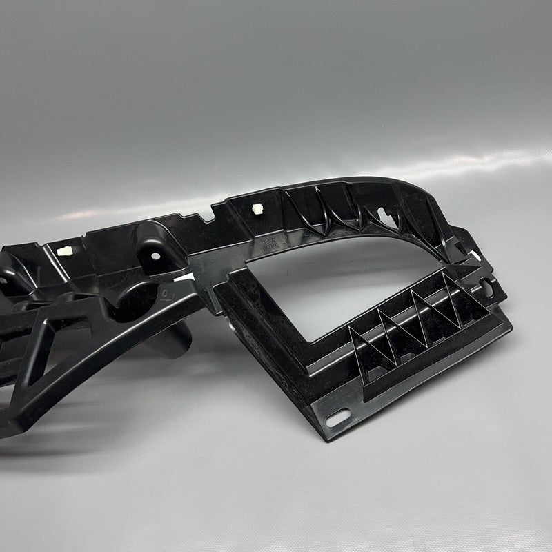 95B807254C PORSCHE MACAN REAR BUMPER BRACKET RIGHT 2015 16 17 18 19 20 2021 OEM 95B807254C
