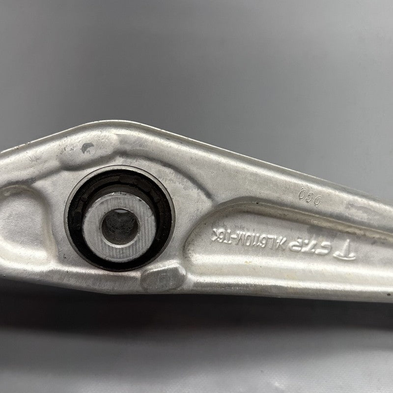 1044341-00-D TESLA MODEL 3 LOWER CONTROL ARM RIGHT FRONT 2017 2018 19 20 21 2022 1044341-00-D