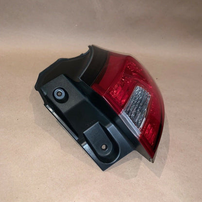 6810296AE JEEP CHEROKEE TAIL LIGHT RIGHT PASSENGER 6810296AE 2014 2015 2016 2017 LED OEM