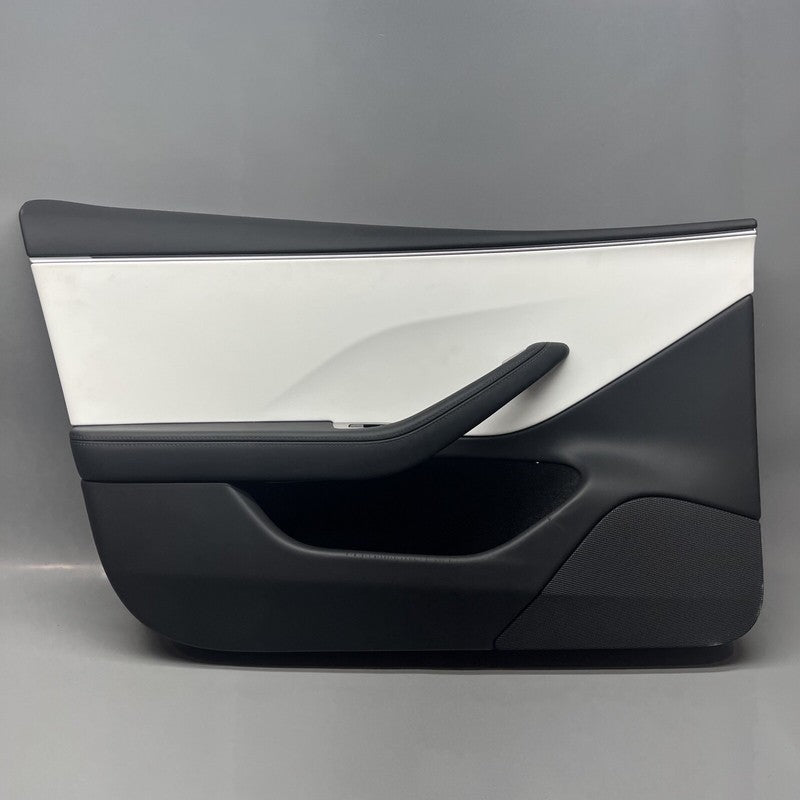 1776732-10-B TESLA MODEL 3 DOOR PANEL LEFT FRONT 2024 OEM 1776732-10-B