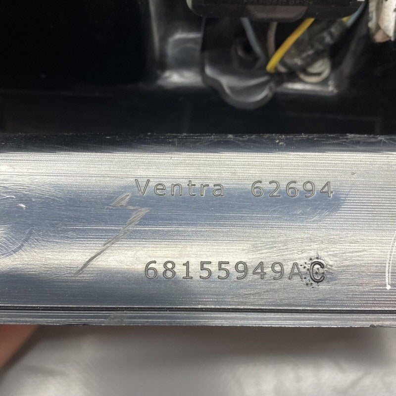 68155949AC DODGE DURANGO TAIL LIGHT LEFT DRIVER 68155949AC 2014 2015 2016 2017 2018 OEM