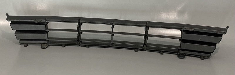 51117331724 BMW 528 GRILLE LOWER CENTER 51117331724 2014 2015 2016 OEM