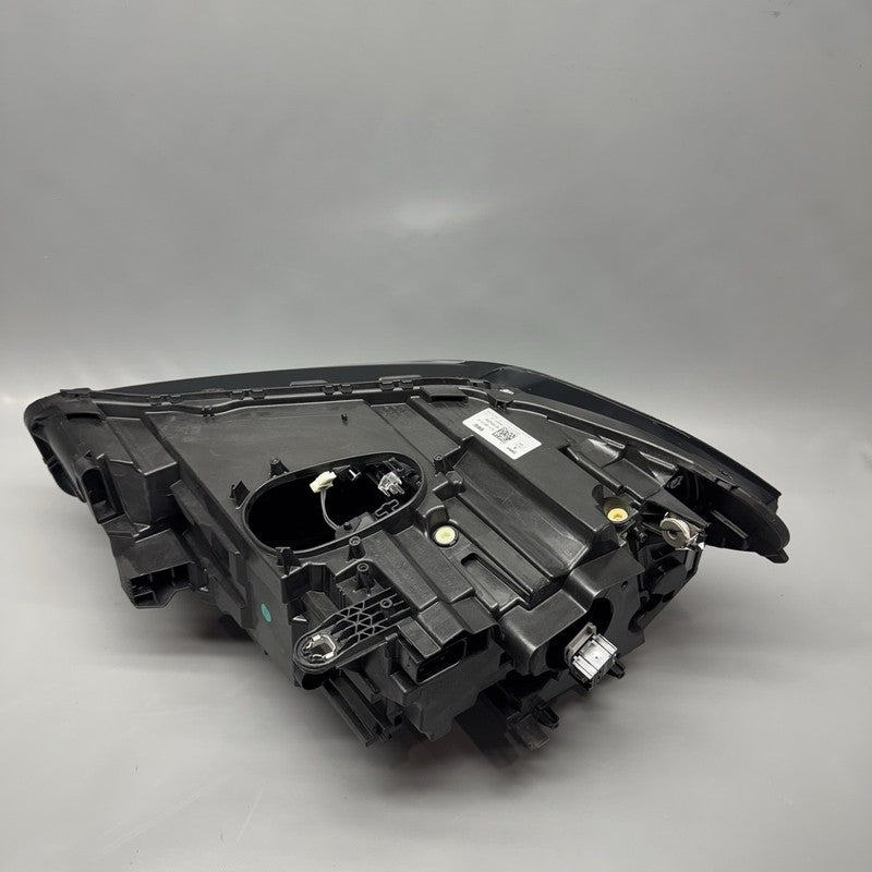 63115A01176 BMW X1 HEADLIGHT RIGHT PASSENGER 2020 2021 2022 LED 63115A01176 OEM