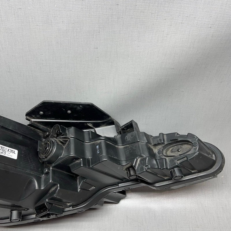 HYUNDAI ELANTRA HEADLIGHT LEFT DRIVER 2019 2020 HALOGEN OEM