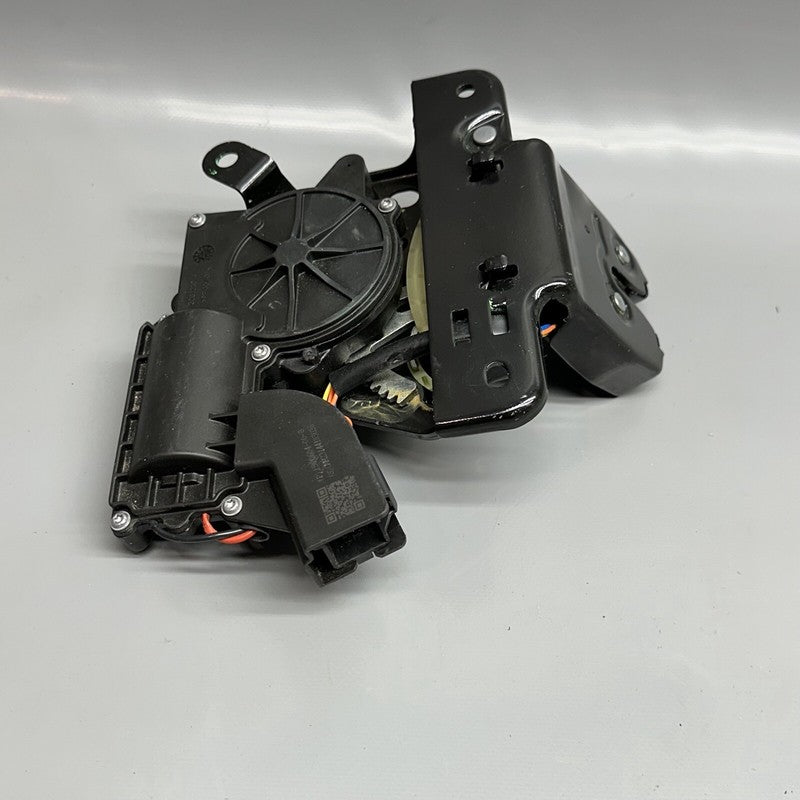 1500604-00-B TESLA MODEL 3 Y LIFTGATE LOCK LATCH 2018 19 2020 2021 2022 2023 OEM 1500604-00-B