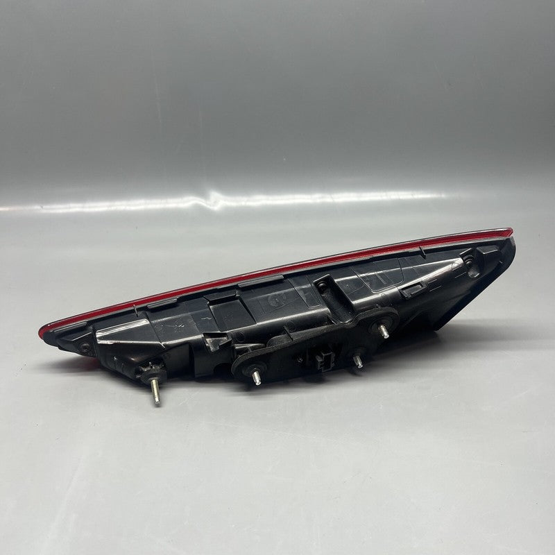 HYUNDAI ELANTRA TRUNK TAIL LIGHT RIGHT PASSENGER 2019 2020 OEM