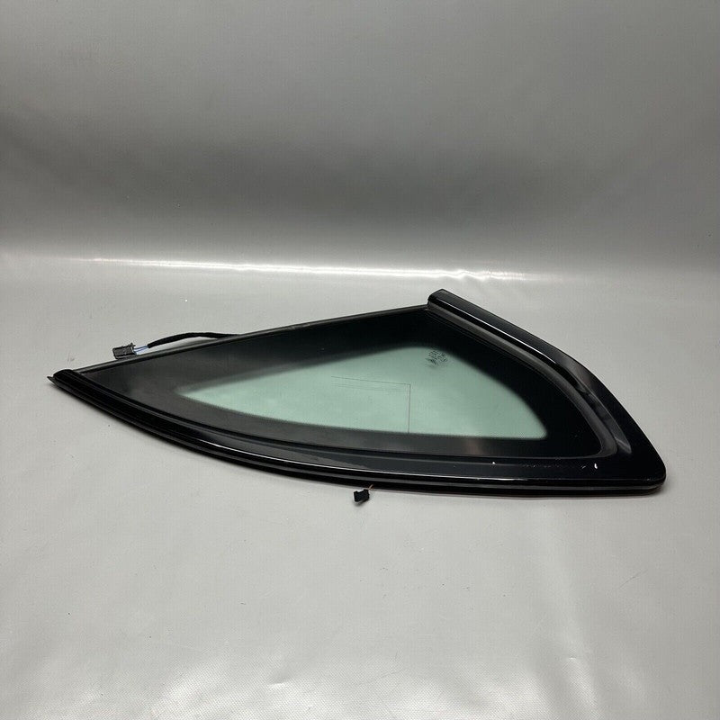 36A845298AA BENTLEY BENTAYGA QUARTER GLASS RIGHT REAR 2016 17 2018 2019 2020 OEM 36A845298AA