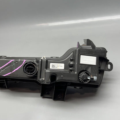 1507931-00-D TESLA MODEL Y FOG LIGHT RIGHT PASSENGER 3 PIN 2020 21 22 2023 OEM 1507931-00-D