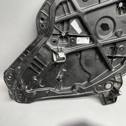 1526807-00-B TESLA MODEL Y DOOR CLOSEOUT PANEL ONLY RIGHT REAR 2020 21 22 2023 1526807-00-B