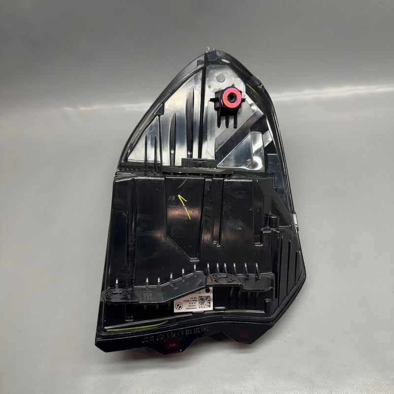 BMW X3 TAIL LIGHT RIGHT PASSENGER LED 2022 2023 2024 OEM 4946305007