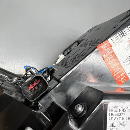 LR060321 RANGE ROVER SPORT HSE TAIL LIGHT RIGHT PASSENGER 2014 2015 2016 2017 OEM LR06032