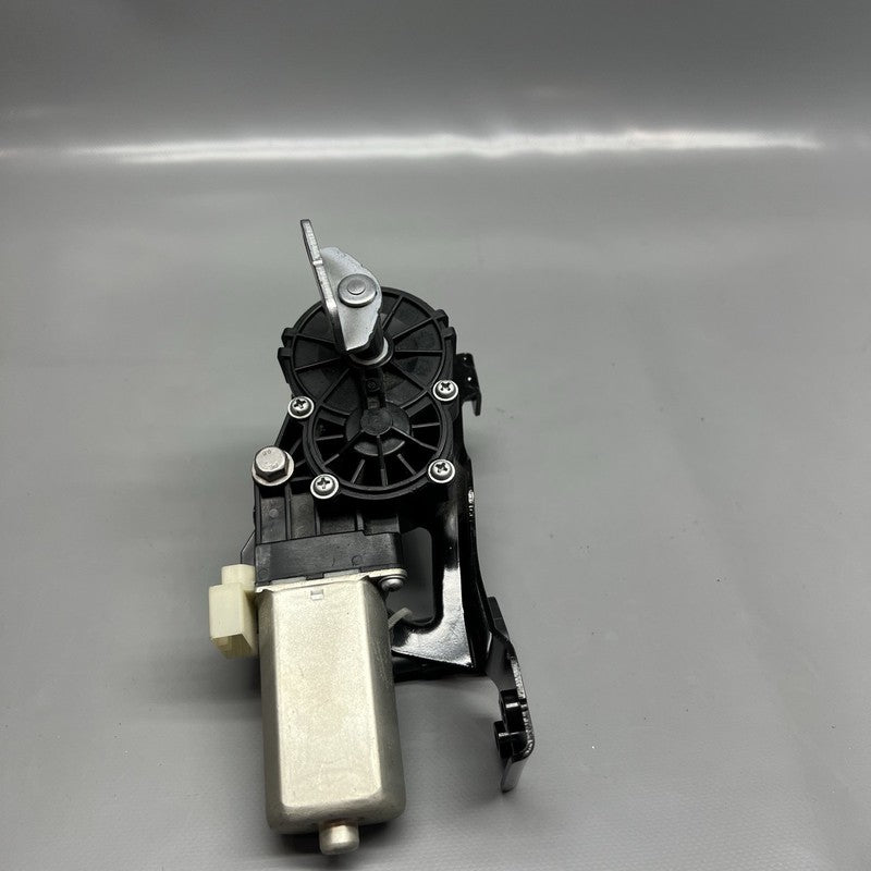 1046657-00-C TESLA MODEL X REAR ACTIVE SPOILER LINKAGE MOTOR 2016 2017 2018 2019 2020 OEM