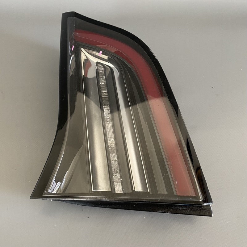 MODEL 3 TESLA MODEL 3 INNER TAIL LIGHT RIGHT SIDE 2017 2018 2019 2020 OEM