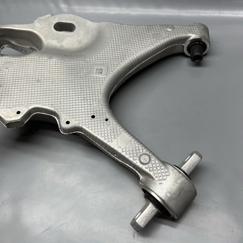 32395068 VOLVO XC90 CONTOL ARM RIGHT REAR LOWER 2017 2018 2019 2020 2021 2022 2023 2024