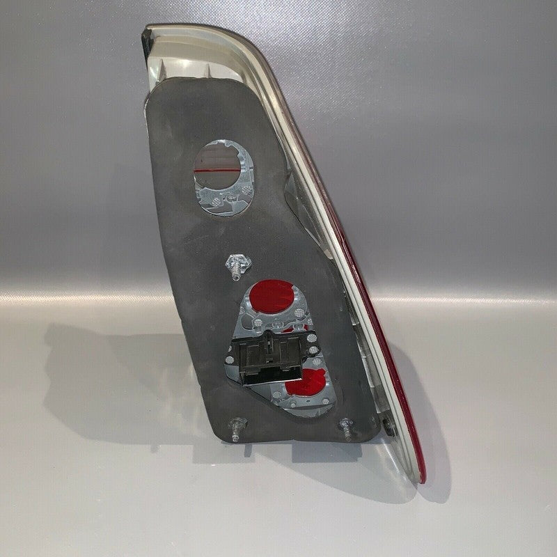 6321-7164473-04 BMW X5 E53 TAIL LIGHT LEFT DRIVER SIDE 2004 2005 2006 OEM