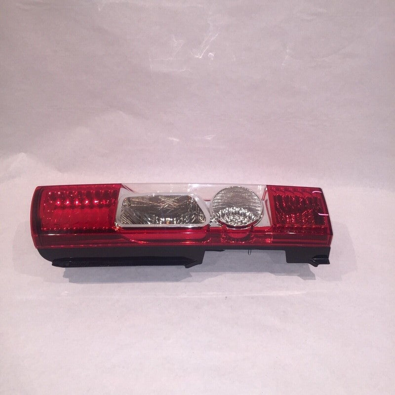 RAM PROMASTER RIGHT SIDE TAIL LIGHT 2014 2015 2016 OEM CRACKED