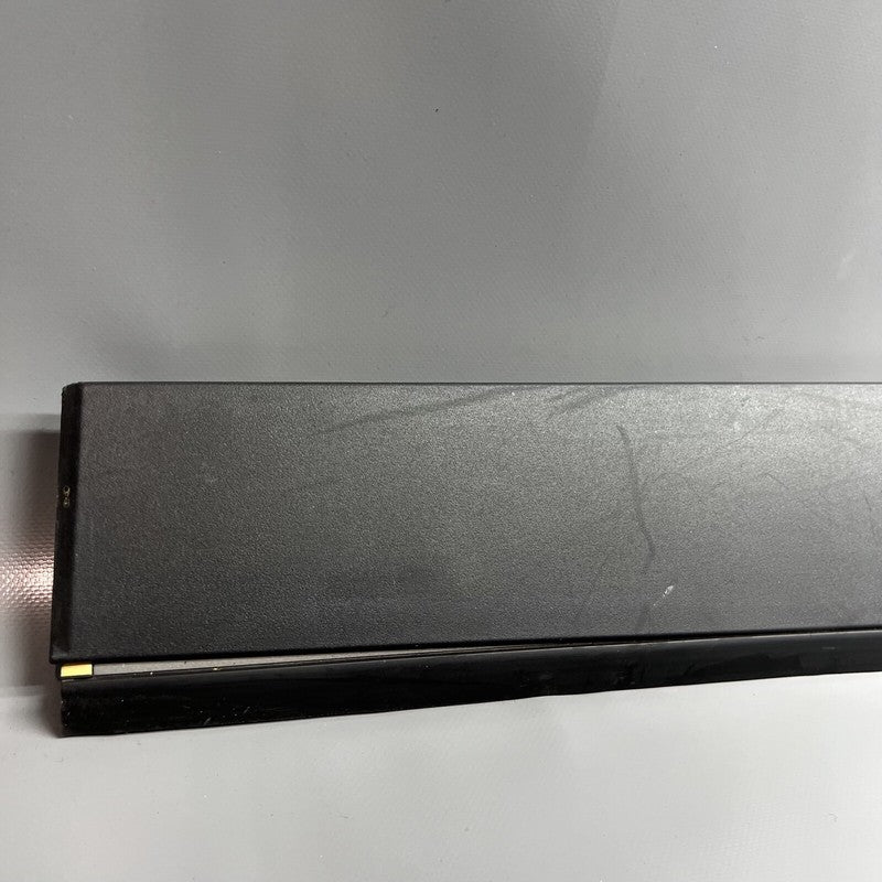 1741539-00-C TESLA CYBERTRUCK BEDSIDE SAIL APPLIQUE RIGHT 2023 2024 OEM 1741539-00-C