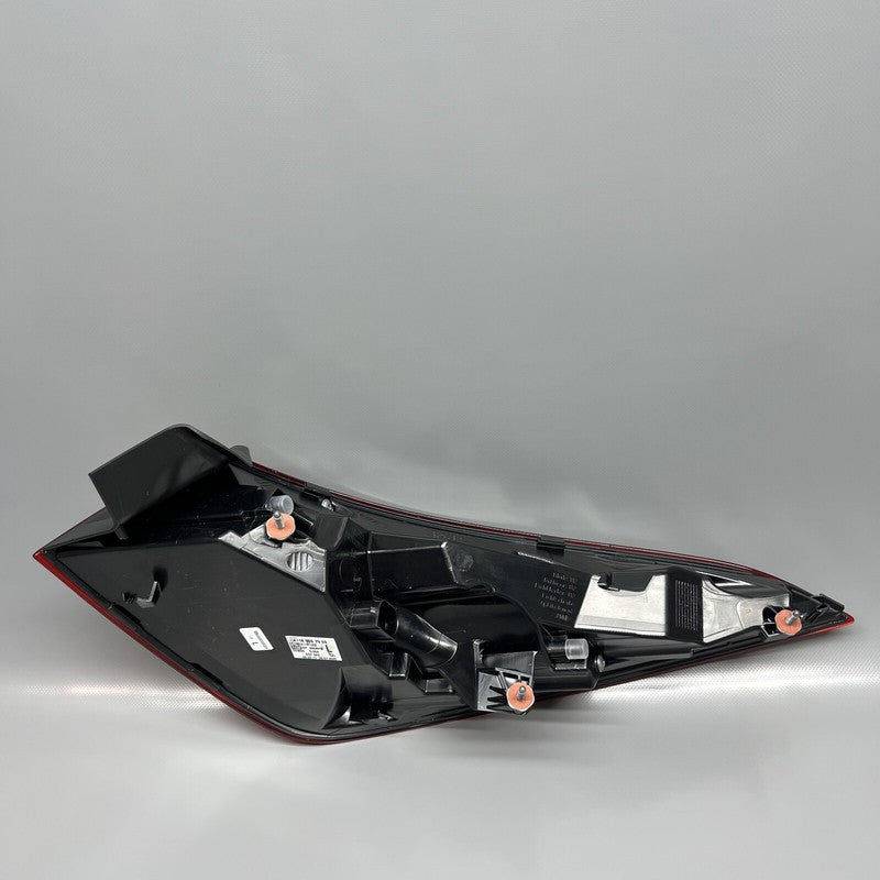 A1189067900 MERCEDES BENZ CLA45 AMG TAIL LIGHT LEFT CLA250 2020 2021 2022 2023 2024 2025 