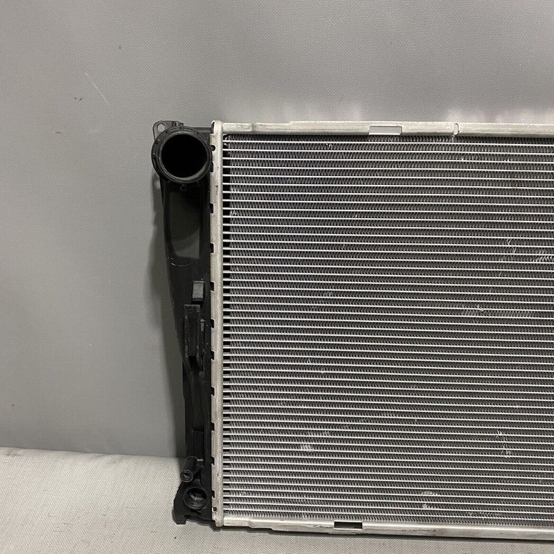 760224302 BMW 328 COOLING RADIATOR E92 E93 OEM 760224302 2009 2010 2011 2012 2013