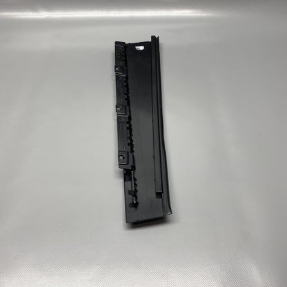 80A839902 AUDI Q5 DOOR TRIM APPLIQUE RIGHT 80A839902 2018 2019 2020 2021 OEM