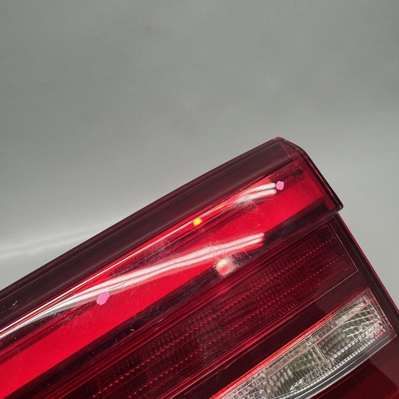 BMW X3M TAIL LIGHT INNER RIGHT PASSENGER 2018 2019 2020 2021 OEM 89853