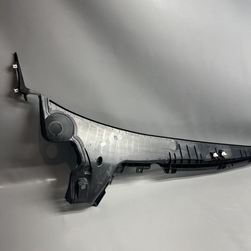 1081676-00-H TESLA MODEL 3 WINDSHIELD WIPER COWL SCREEN PANEL 2017 18 19 2020 1083984-00-D