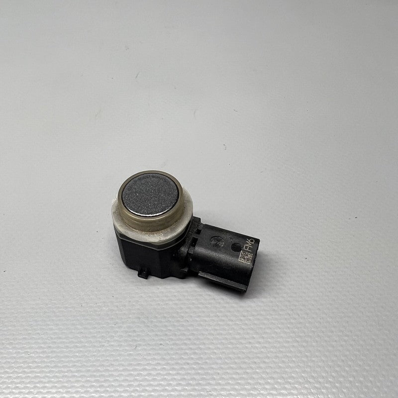 FR3T-15K859-AAW FORD FUSION PARKING SENSOR REAR 2017 2018 2019 2020 OEM FR3T-15K859-AAW