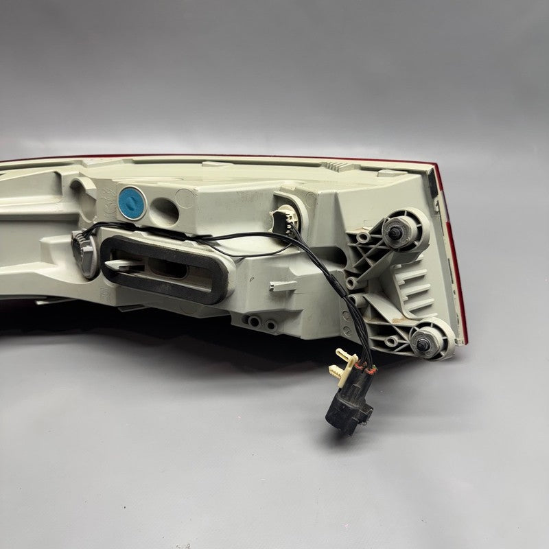 JAGUAR XF TAIL LIGHT RIGHT PASSENGER  2016 2017 2018 OEM GX63-13404-BC