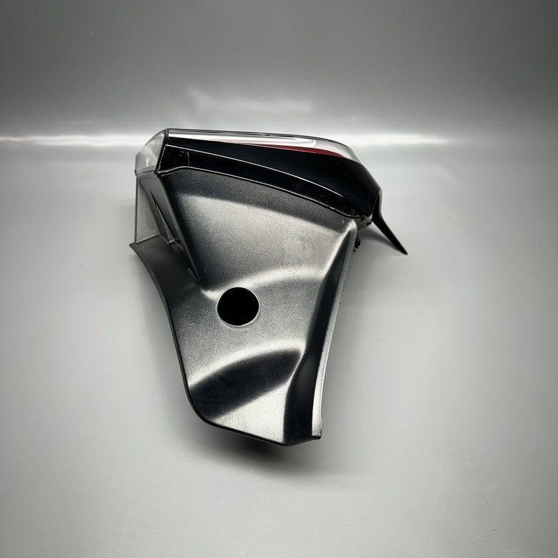 1502086-00-D TESLA MODEL Y TAIL LIGHT LEFT DRIVER 2020 2021 22 2023 2024 LED OEM 1502086-00-D