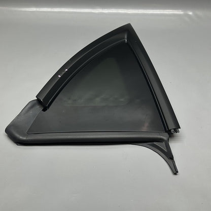 1495741-99-H TESLA MODEL Y QUARTER GLASS RIGHT REAR 2020 2021 2022 2023 OEM 1495741-99-H