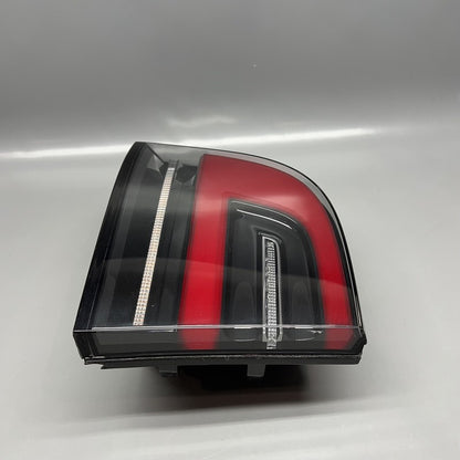 1034332-00-B TESLA MODEL X TAIL LIGHT LEFT DRIVER 2016 17 18 19 2020 LED OEM 1034332-00-B