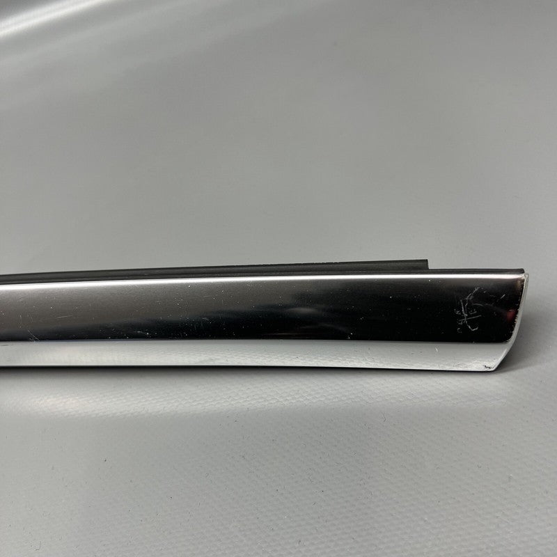 MODEL 3 TESLA MODEL 3 DOOR WINDOW MOLDING RIGHT REAR 2017 2018 2019 2020 OEM 