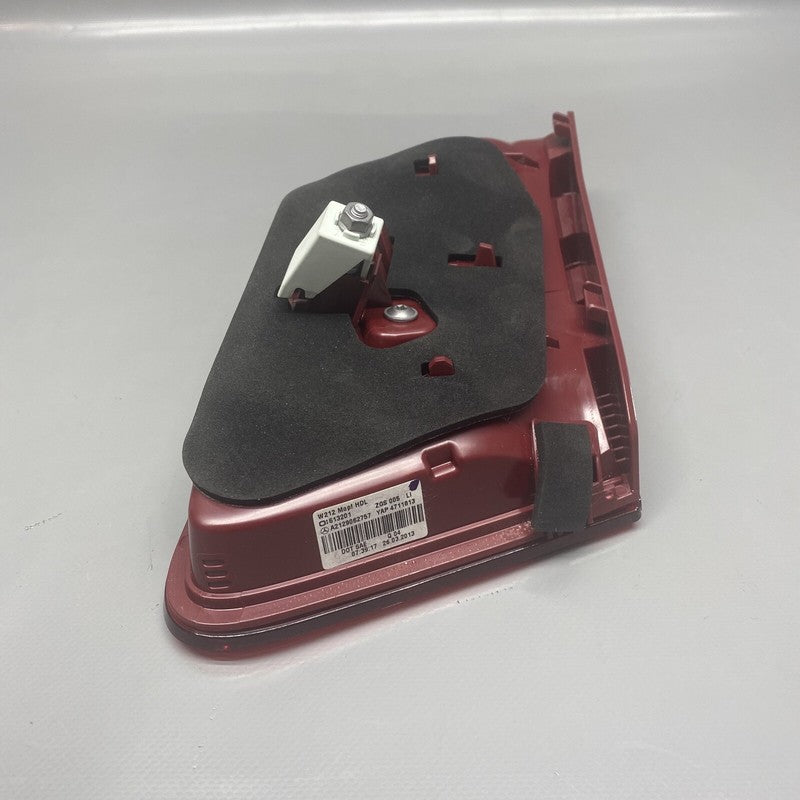 A2129062757 MERCEDES BENZ E350 TAIL LIGHT LEFT INNER A2129062757 2014 2015 2016 OEM