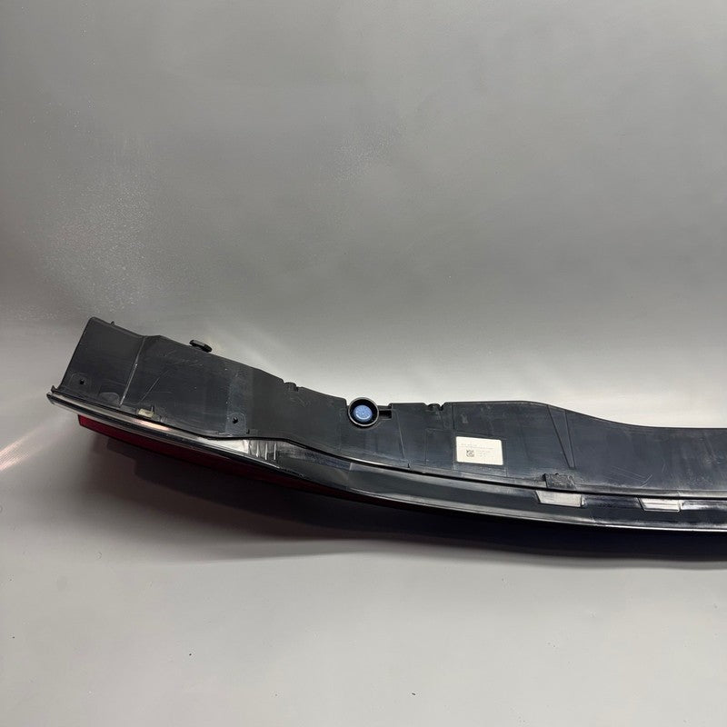 PORSCHE MACAN LIFT GATE TAIL LIGHT 2019 2020 2021 2022 2023 2024 95B94