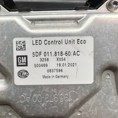 84815559 GMC TERRAIN HEADLIGHT RIGHT PASSENGER 2018 2019 2020 2021 XENON 84815559