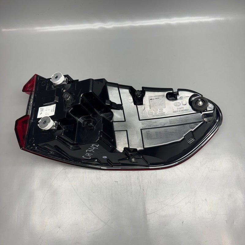 BMW X5 TAIL LIGHT LEFT DRIVER X5M 2018 2019 2020 2021 2022 2023 OEM 37