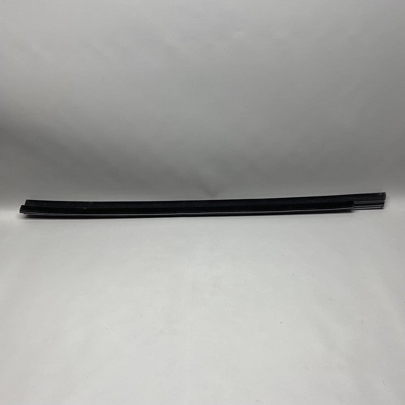 1038394-00-A TESLA MODEL S DOOR WINDOW MOLDING RIGHT REAR 2012-2020 OEM 1038394-00-A