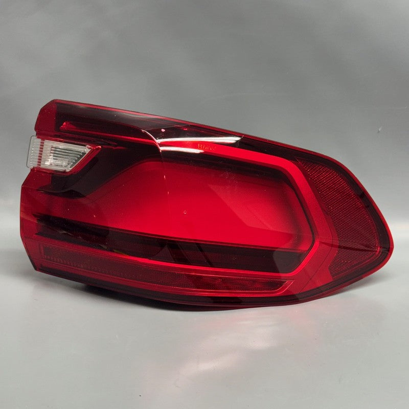 BMW X7 TAIL LIGHT RIGHT PASSENGER 2019 2020 2021 2022 OEM H45A164A605