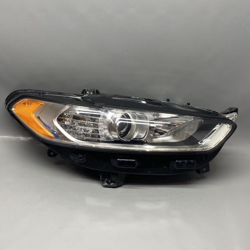 FORD FUSION HEADLIGHT RIGHT PASSENGER 2013 2014 2015 2016 HALOGEN DS73