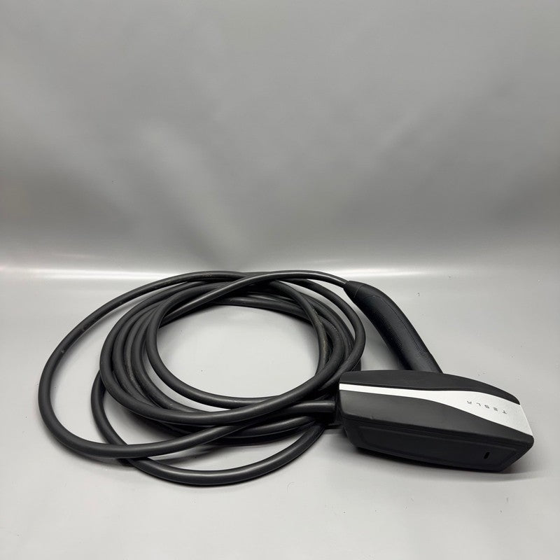 TESLA MODEL 3 S X CHARGING UNIVERSAL MOBILE CONNECTOR GEN 2 OEM 110178