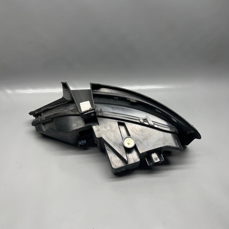 CHRYSLER 300 FOG LIGHT LEFT DRIVER 2015 2016 2017 2018 OEM 9403949